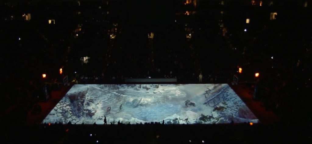 Quadra da Oracle Arena é transformada em tela para apresentar trailer de God of War