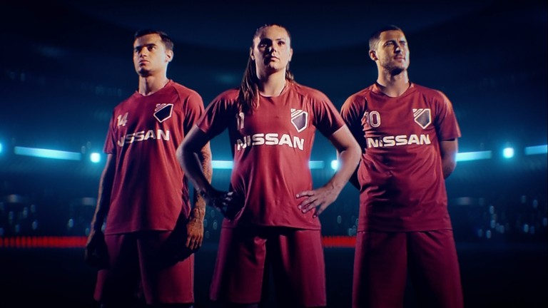 Com jogadora melhor do mundo, Nissan apresenta embaixadores no futebol