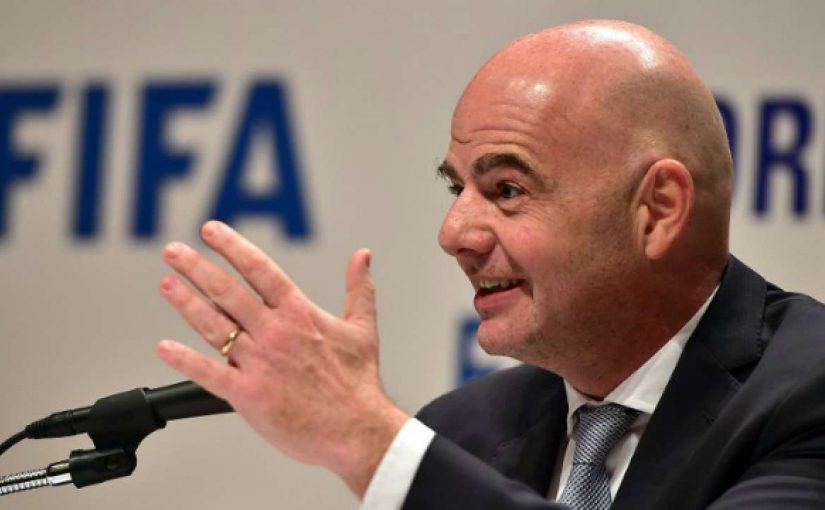 FIFA se posiciona sobre polêmica envolvendo Manchester City, PSG e o Fair Play Financeiro