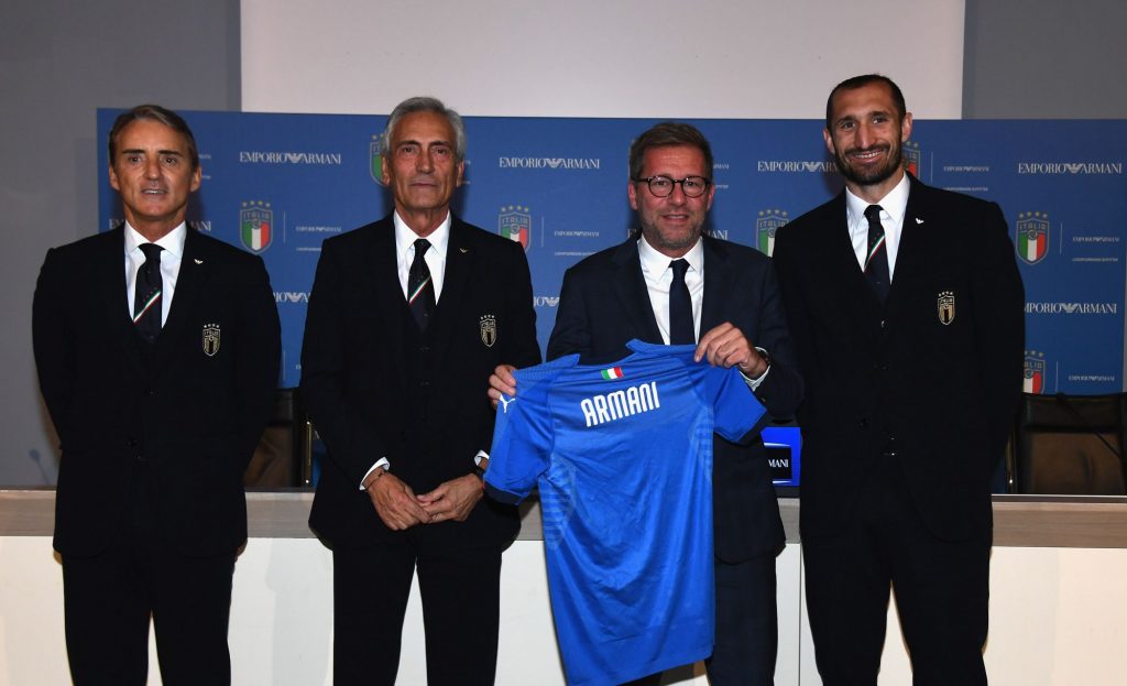 Armani retoma parceria com Federação Italiana de Futebol