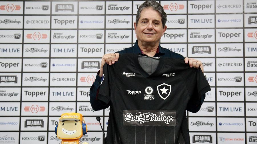 Botafogo fecha patrocínio com site de apostas esportivas