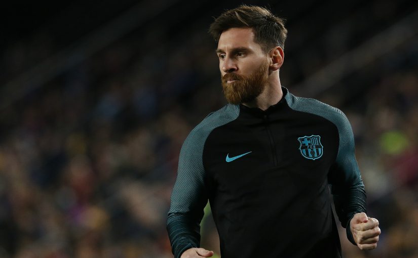 Lionel Messi anuncia que elenco do Barcelona reduzirá salários em 70%