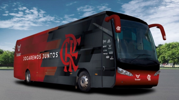 Torcedores podem escolher novo ônibus do Flamengo