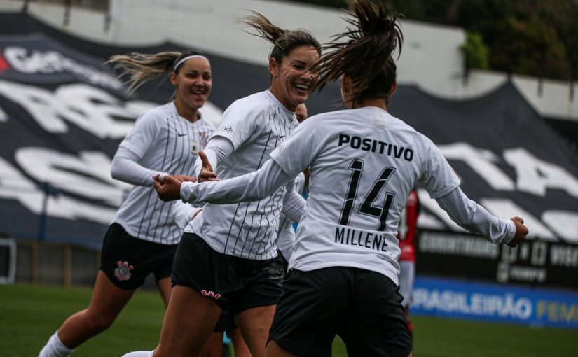 Estrella Galicia ratifica parceria com Corinthians para o futebol feminino