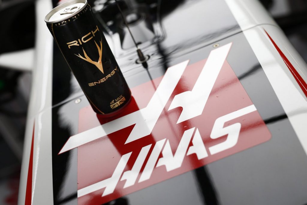 Haas, da F1, anuncia rescisão de naming rights com Rich Energy