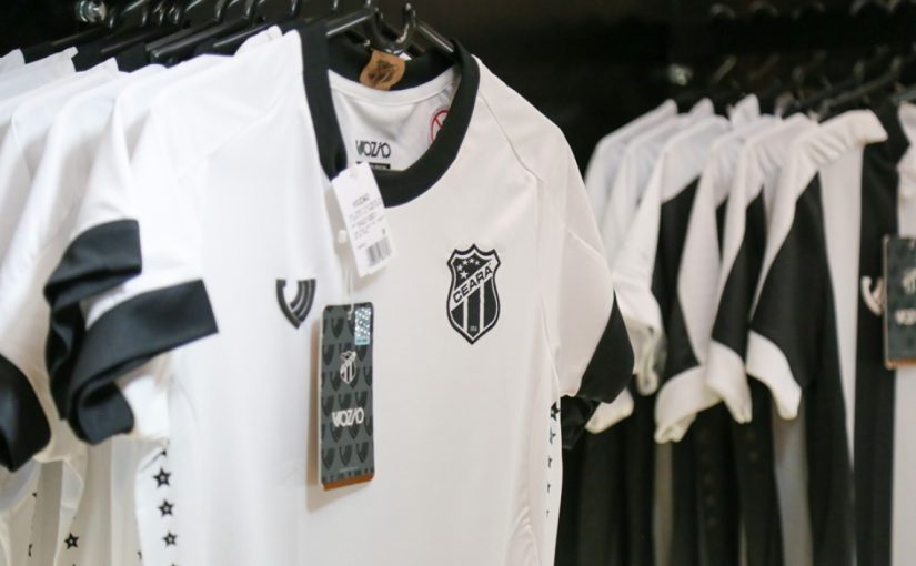 Com sucesso de vendas, Ceará pede novo lote de camisas