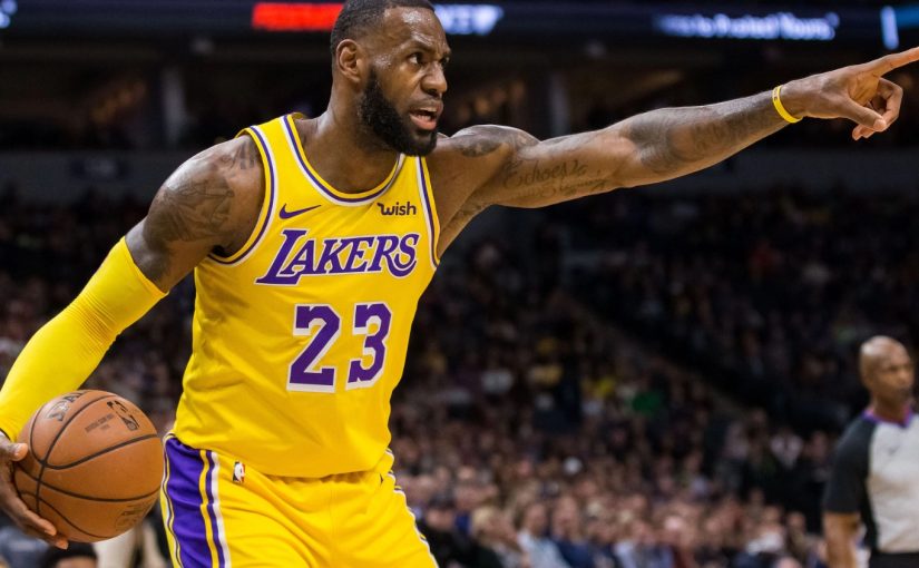 LeBron James e Lakers lideram vendas de camisas nos EUA e Brasil