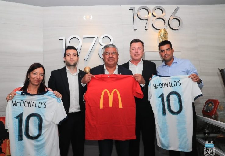 McDonald’s foca no digital e fecha com seleções argentinas de futebol