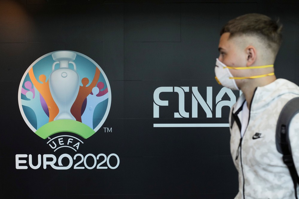 Surto de coronavírus faz Euro e Copa América serem adiadas para 2021