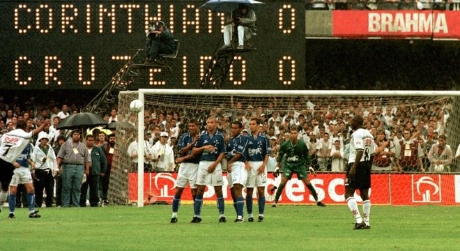 Band exibirá final do Brasileirão de 1998 entre Corinthians x Cruzeiro