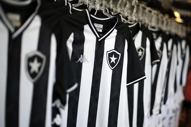 Botafogo altera avatar nas redes sociais em ação contra o coronavírus