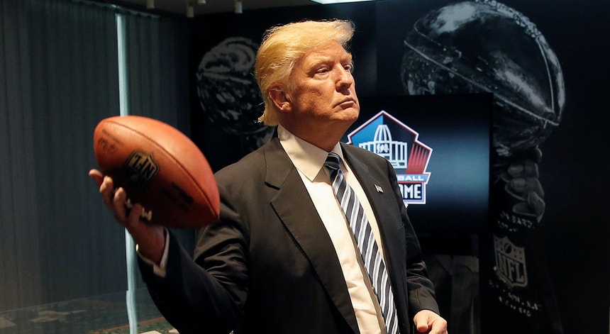 Trump cria grupo com executivos para planejar esporte nos EUA