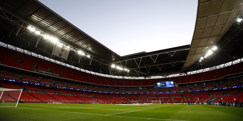 Contra decisão do governo, Premier League pede reabertura dos estádios