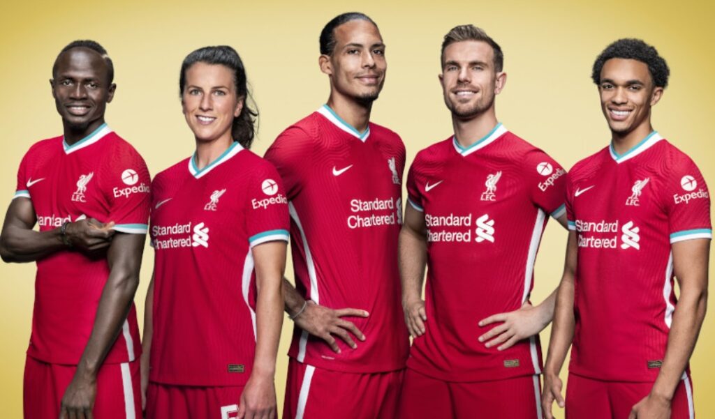 Liverpool renova contrato de patrocínio com a Expedia