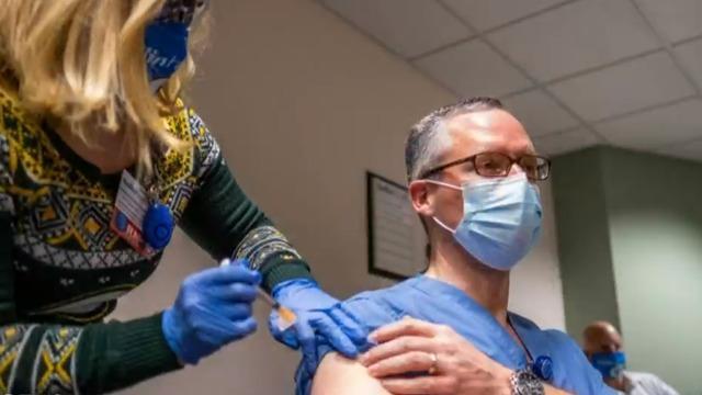 NFL dará ingressos do Super Bowl para profissionais de saúde vacinados