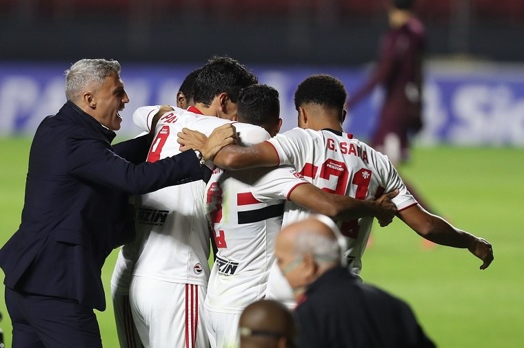 São Paulo desbanca Flamengo e lidera ranking de engajamento no futebol