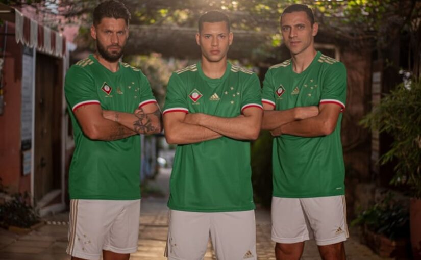 Com camisa 3 verde, adidas anuncia renovação com Cruzeiro até 2025