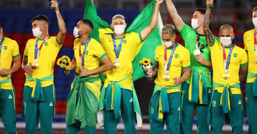 Seleção Brasileira usa Nike no pódio e gera atrito com o COB, patrocinado pela Peak