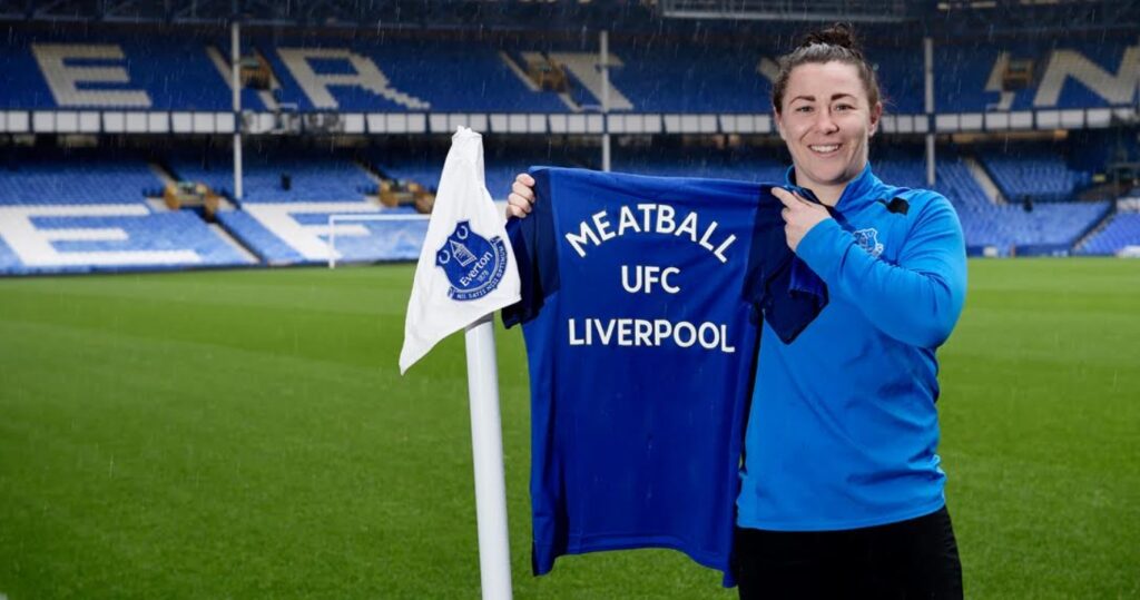 Estrela do UFC, Molly McCann diz: “Eu vivo sob o slogan do Everton FC!”