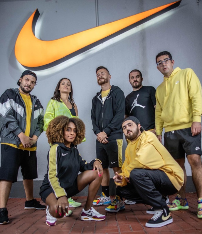 Nike fecha parceria com desimpedidos e Camisa 21