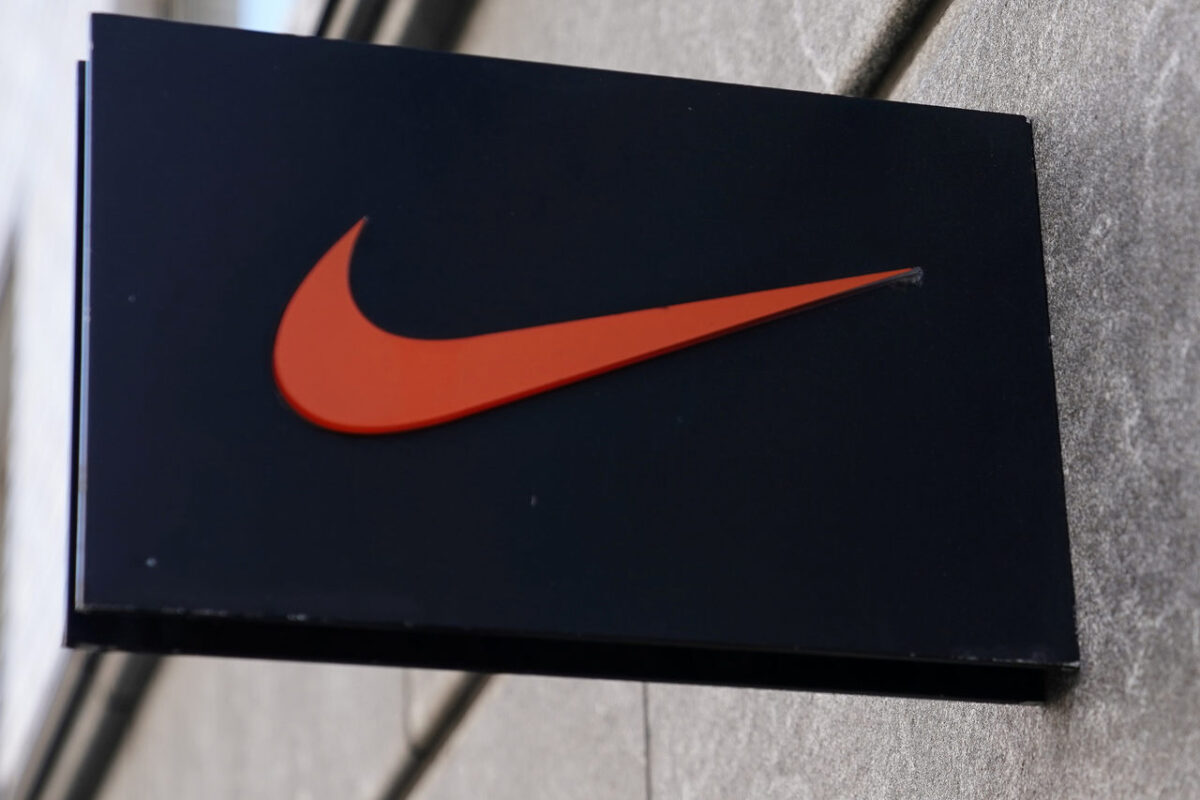 Nike suspende vendas online na Rússia