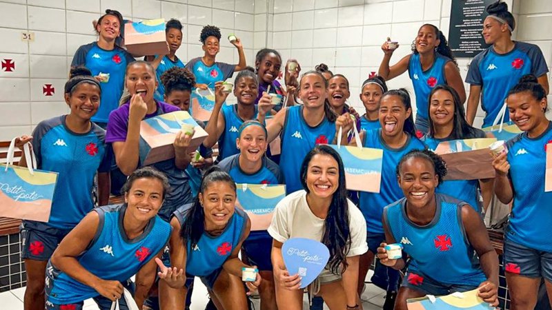 Petit Potê, de sorvetes saudáveis, é a nova patrocinadora do time feminino do Vasco