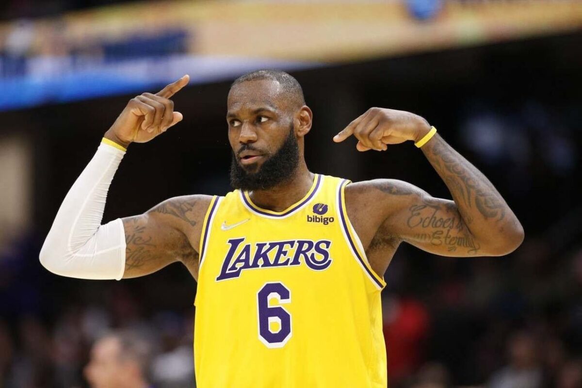 LeBron James e Lakers lideram ranking de vendas na NBA
