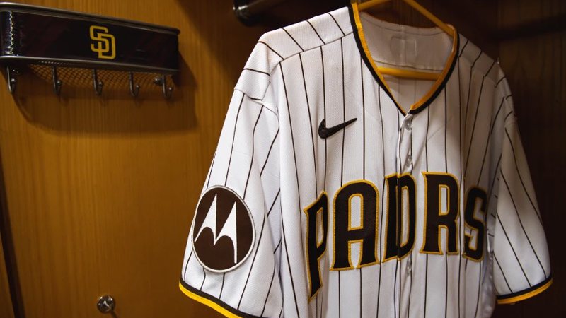 San Diego Padres fecha com Motorola e é o primeiro a ter patrocínio de camisa na MLB