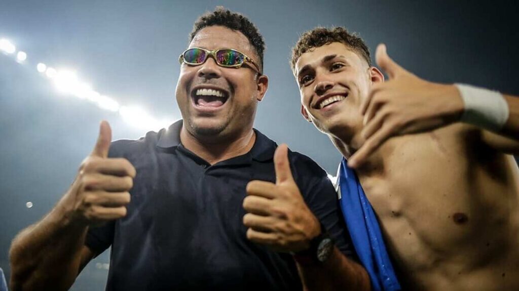 Jogo do acesso do Cruzeiro obtém recorde de audiência da Série B na TV fechada