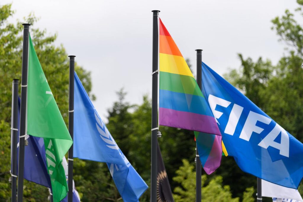 FIFA permitirá bandeiras LGBTQIA+ nos estádios da Copa do Mundo do Catar
