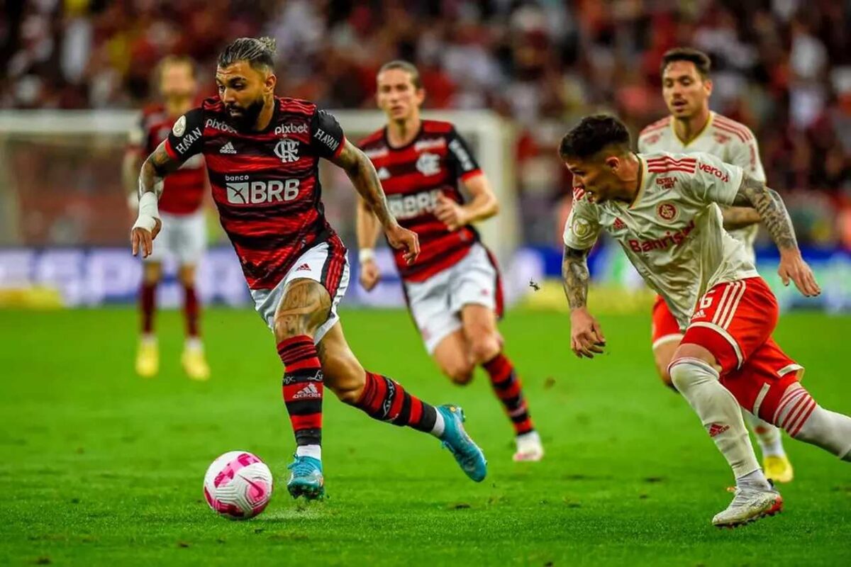 Globo bate 31 pontos de audiência com Flamengo x Internacional