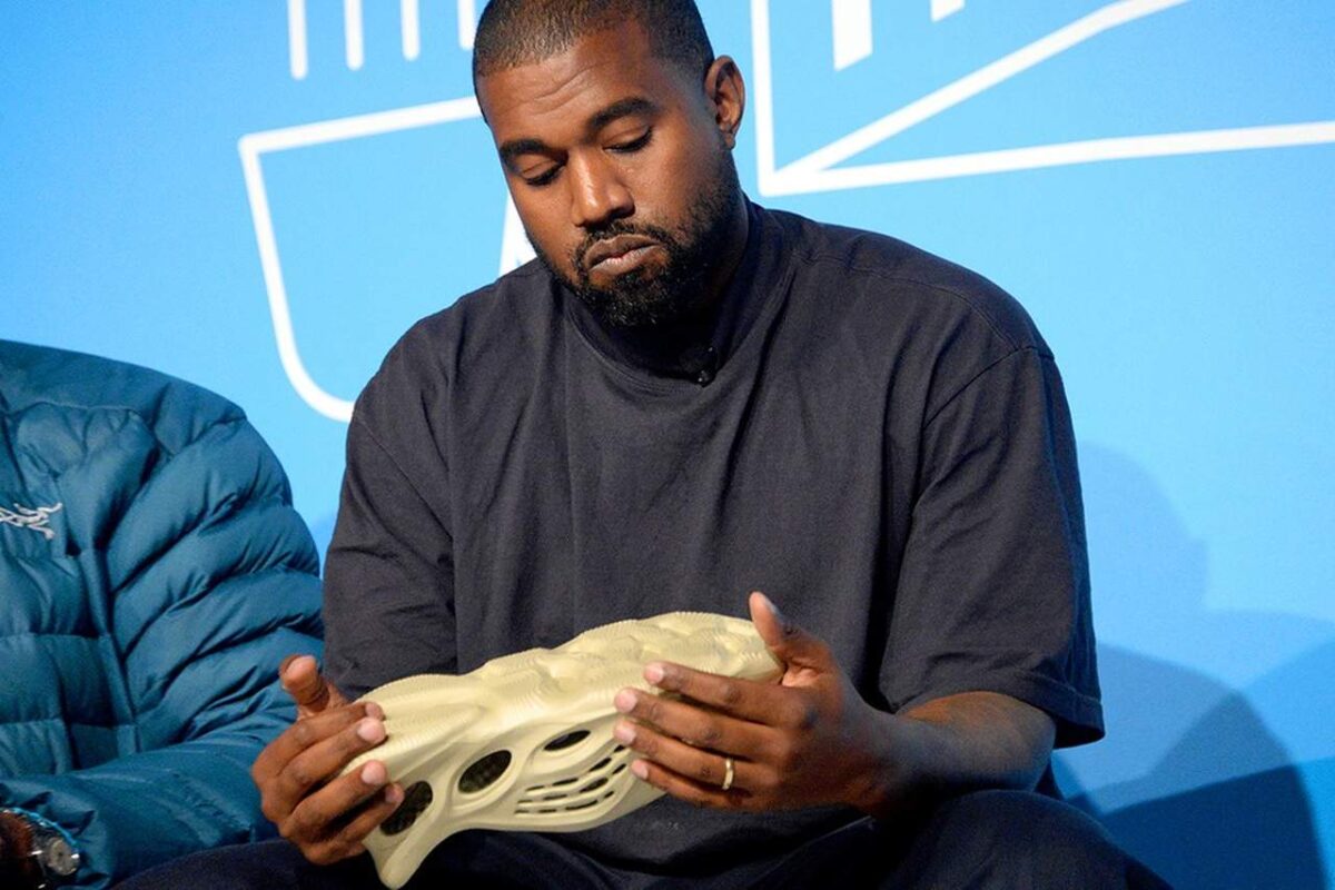 Adidas se posiciona sobre possível fim de parceria com Kanye West