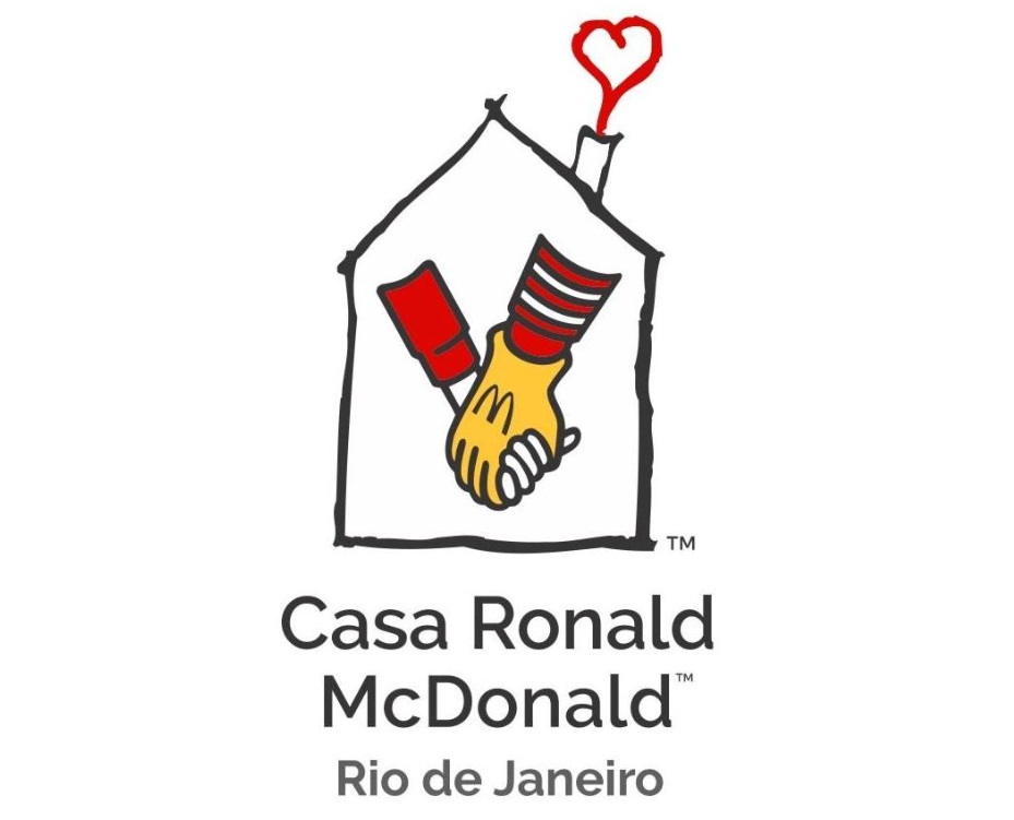 Casa Ronald McDonald e Play For a Cause leiloam camisas autografadas