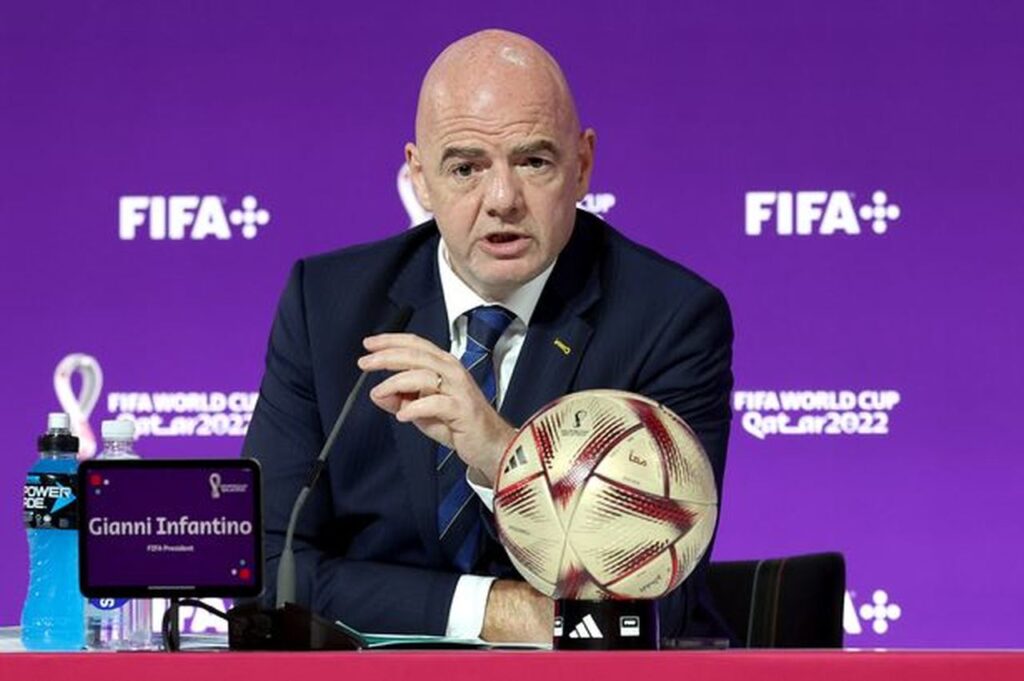 Fifa afirma que destinará US$ 9.7 bilhões para investimentos no futebol no ciclo 2023-2026