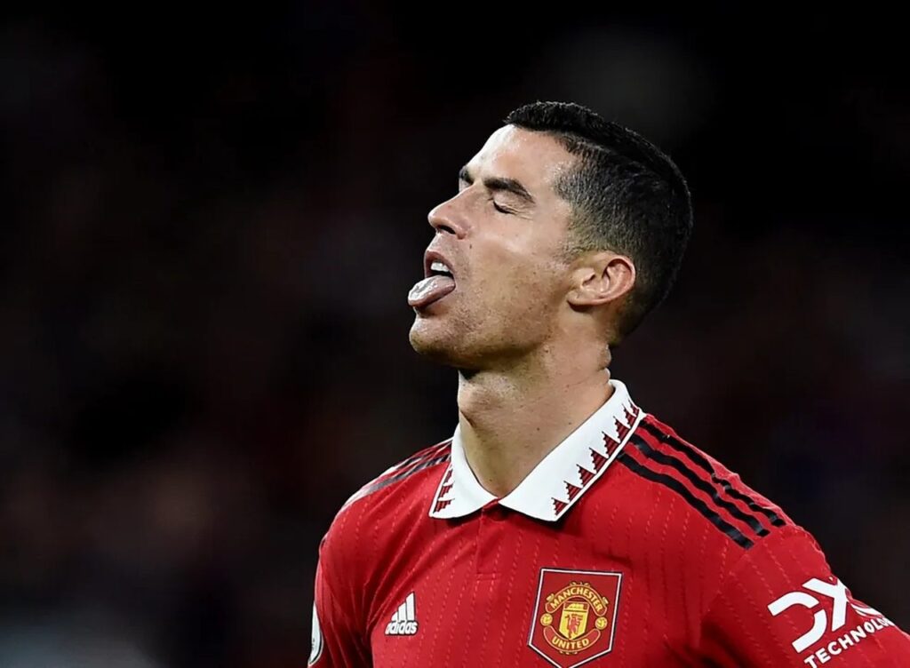 Saída de Cristiano Ronaldo motivou fim de negociação de patrocínio máster no Manchester United