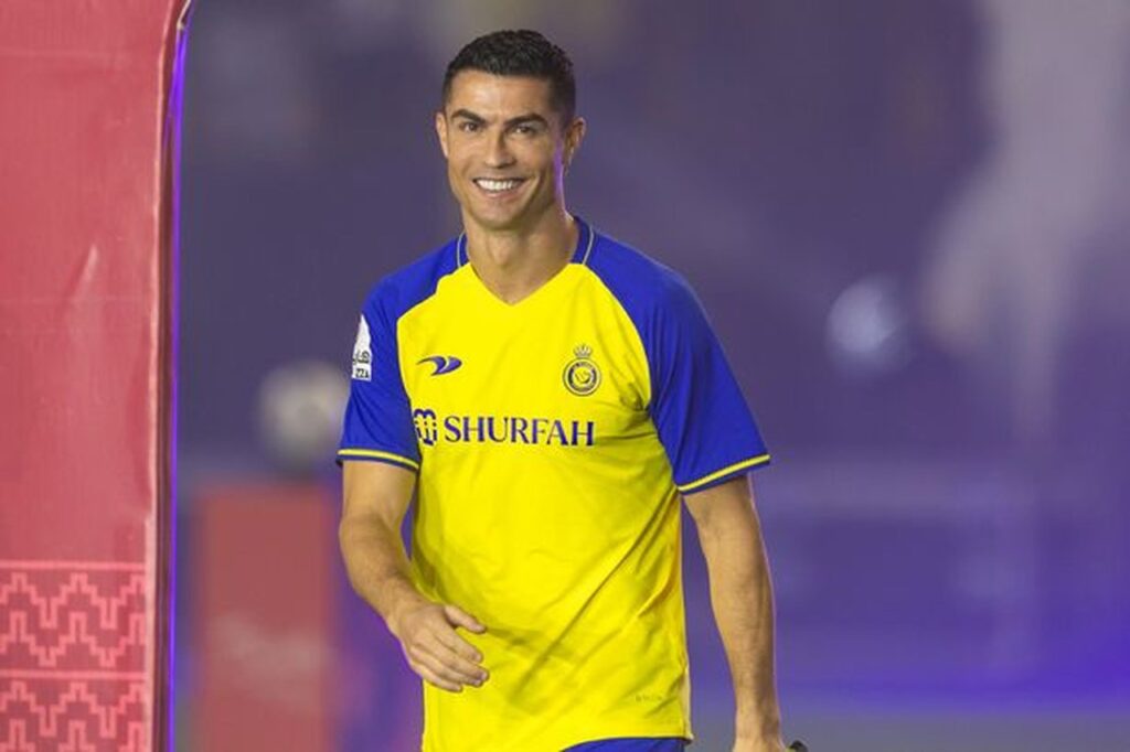 OneFootball e PSG transmitirão estreia de Cristiano Ronaldo na Arábia no amistoso contra Messi