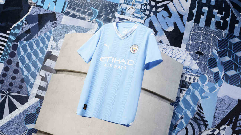 PUMA e Manchester City lançam uniforme que celebra os 20 anos do clube no Etihad Stadium