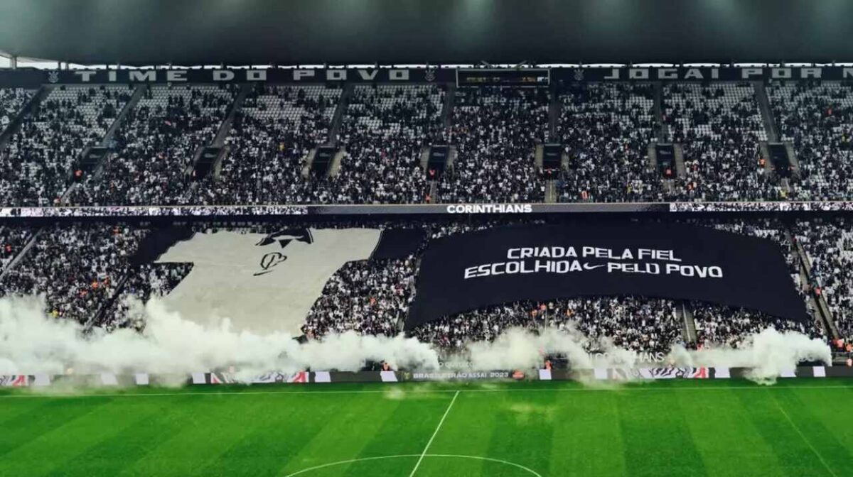 Nike e Corinthians revelam quarta camisa do clube desenhada por torcedor e escolhida pela Fiel