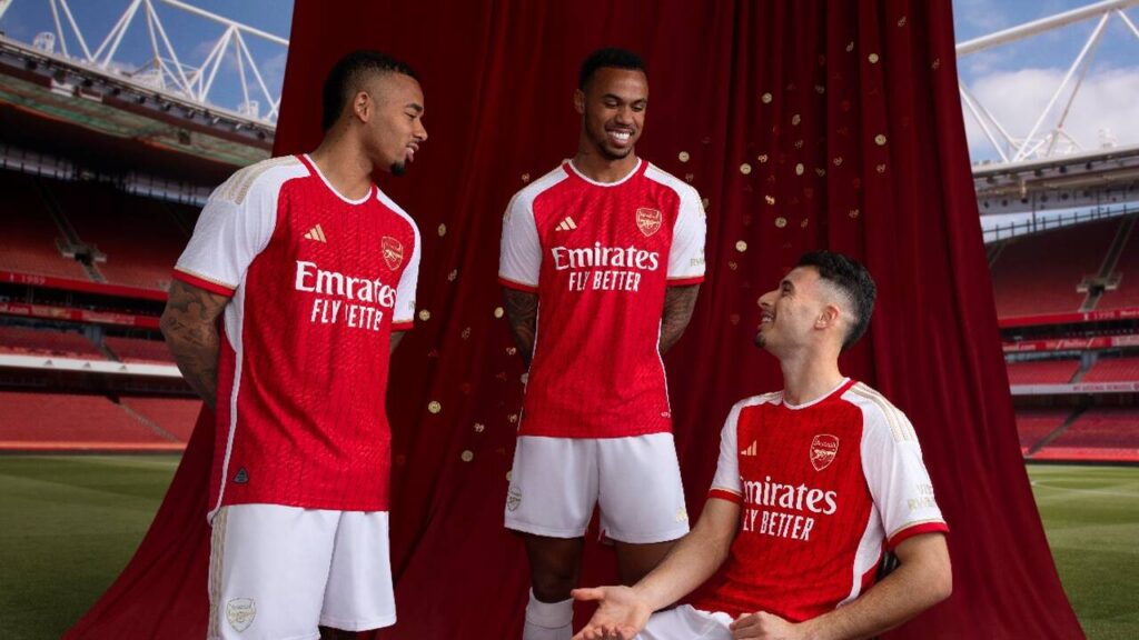 adidas e Arsenal divulgam o uniforme I para temporada de 2023/24