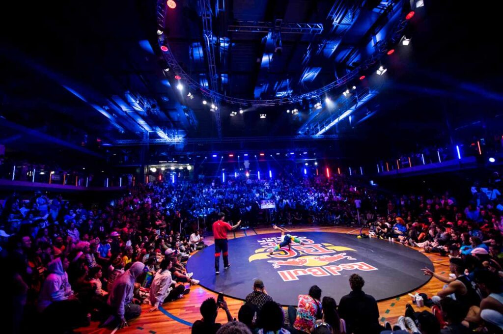 Adidas fecha parceria para edição brasileira de evento de breaking Red Bull BC One