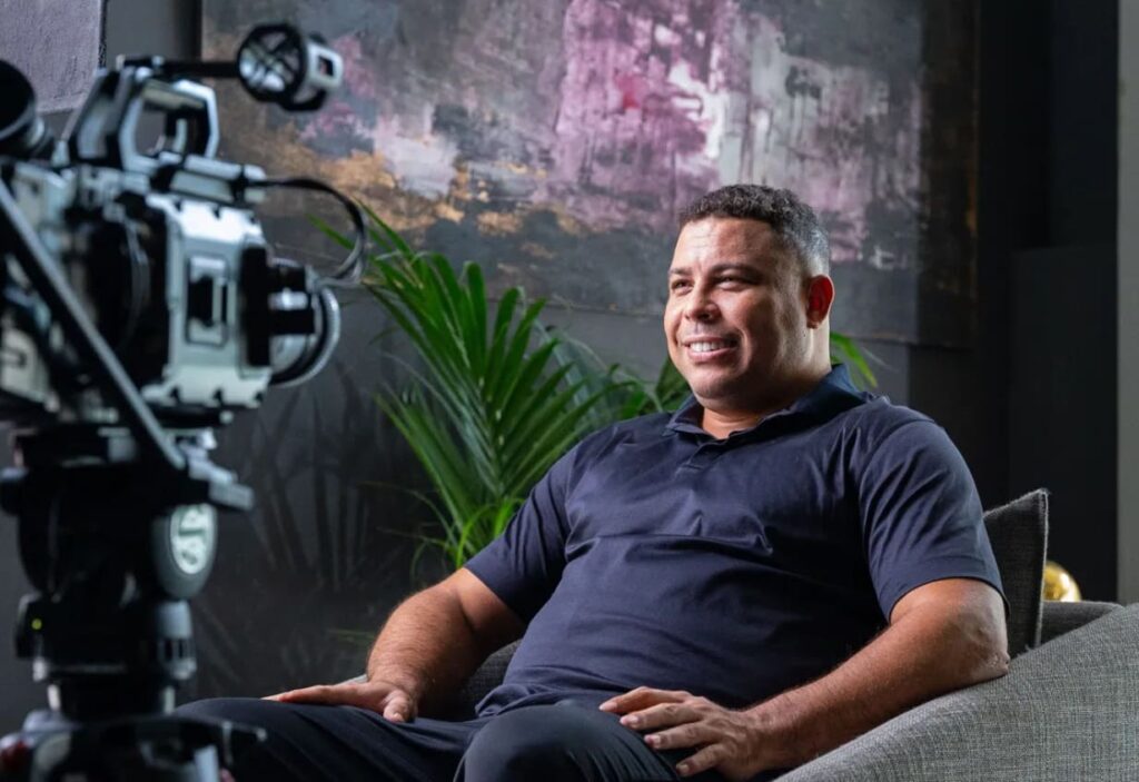 Com Seleção Fenômeno, Ronaldo TV conectará jogadoras e fãs na Copa do Mundo Feminina