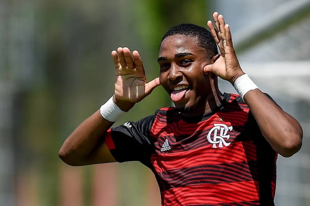 Joia do Flamengo passa a ser agenciado pela Roc Nation Sports Brazil
