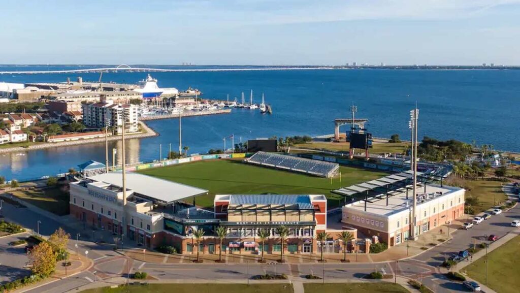 Aluga-se: Air Bnb disponibiliza estádio de baseball na Flórida