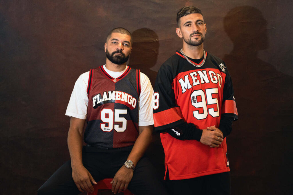 Mitchell & Ness lança jerseys exclusivas para o Flamengo