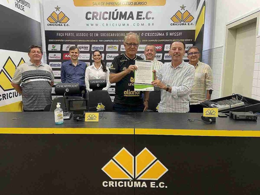 Sicredi renova como patrocinador do Criciúma para 2024