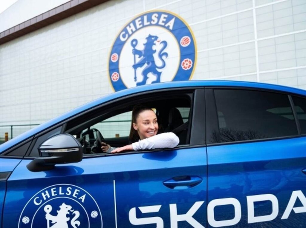 Skoda fecha parceria com time feminino do Chelsea