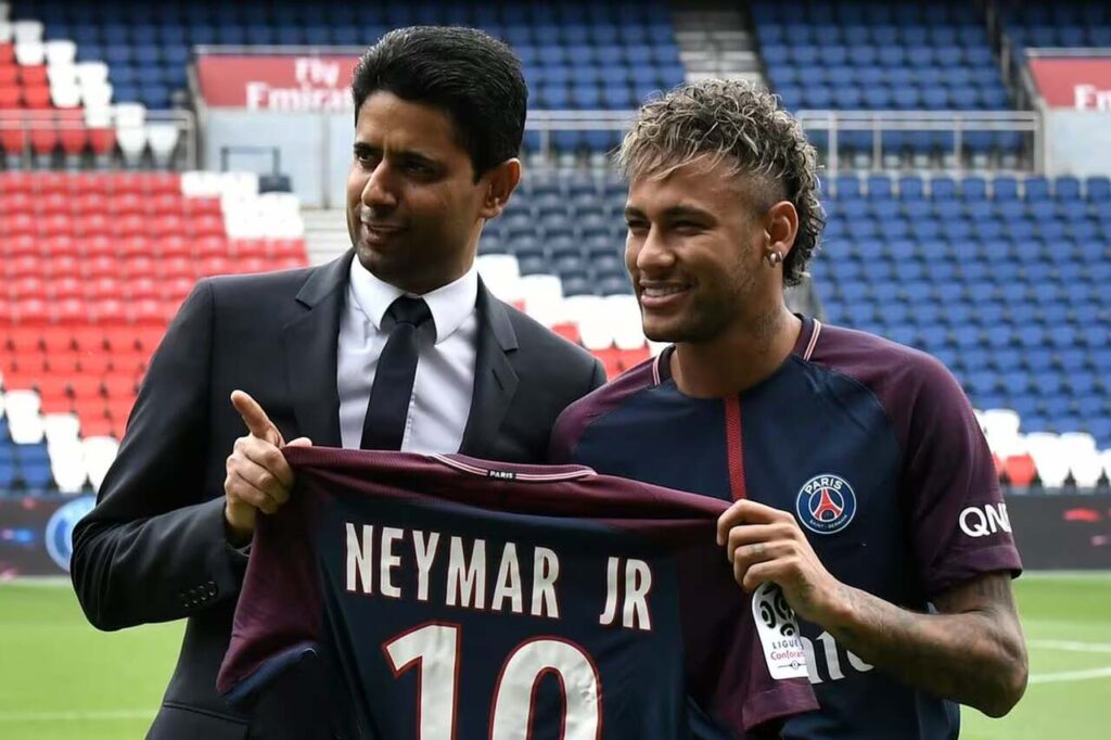 Transferência de Neymar para o PSG é investigada pela justiça francesa