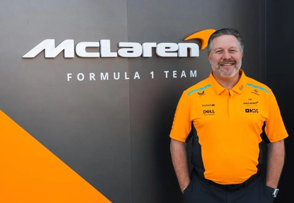 Zak Brown renova com a McLaren até 2030