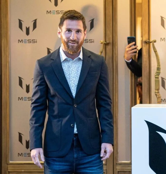 Centric Brands adquire os direitos da marca de roupas de Lionel Messi