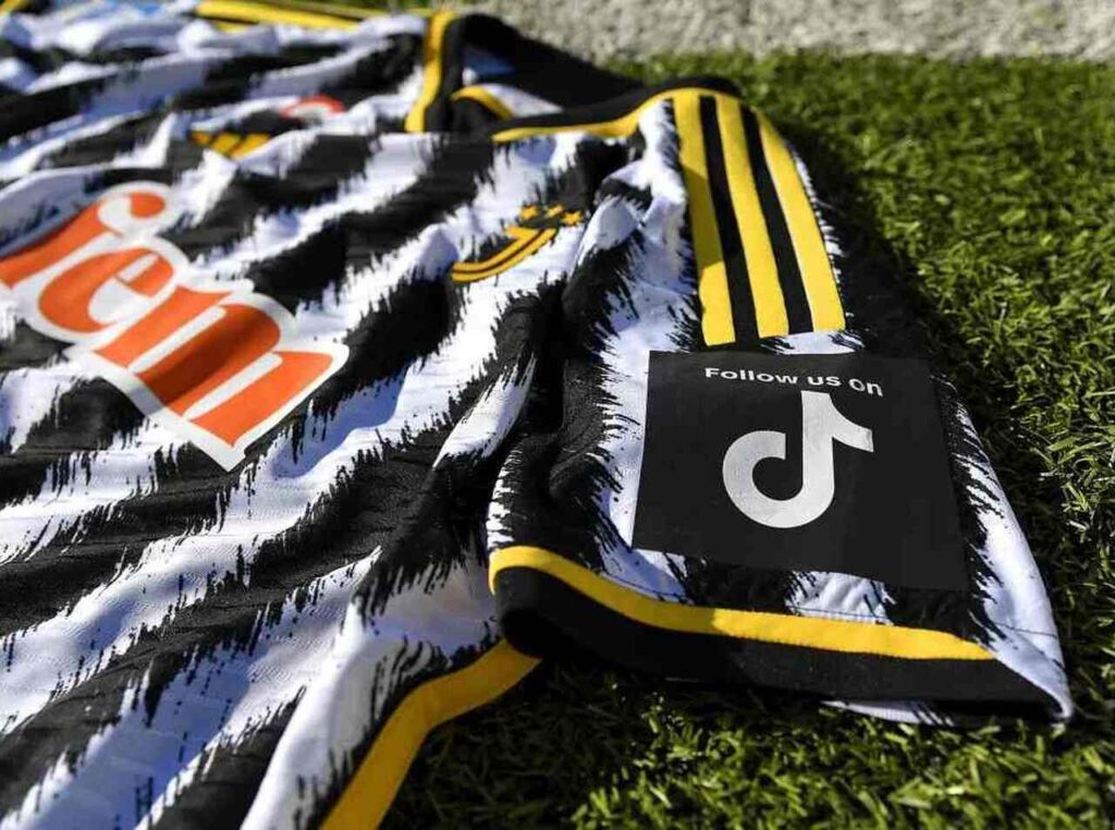 Visando alavancar o futebol feminino, Juventus anuncia parceria com o TikTok